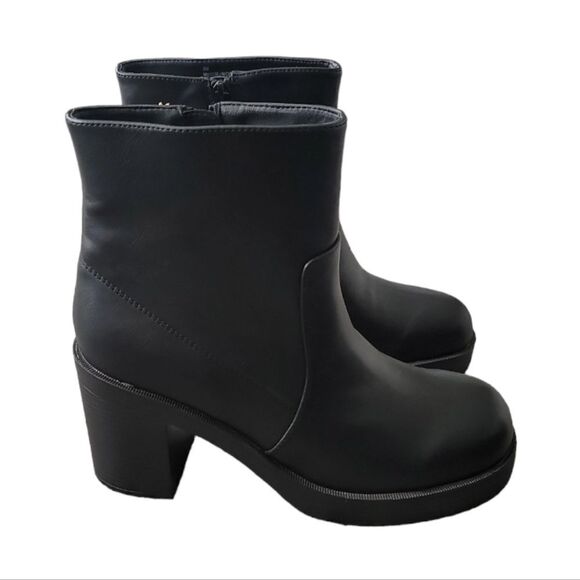 MIA Black Faux Leather Ankle Platform Boots Size 9M NWT - Picture 3 of 8